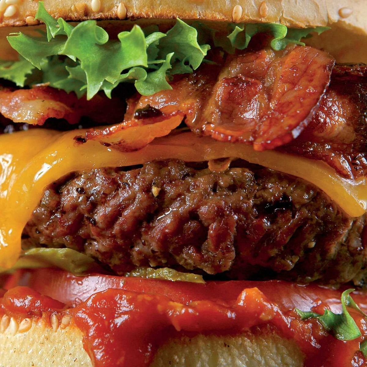 Cheesy Bacon-Stuffed Burger