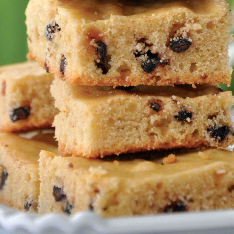 Chocolate Candy Blondie Bars