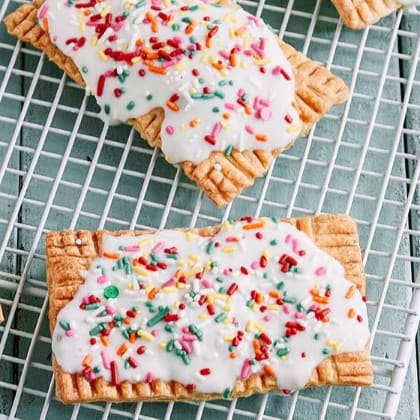 Homemade Strawberry Breakfast Tarts