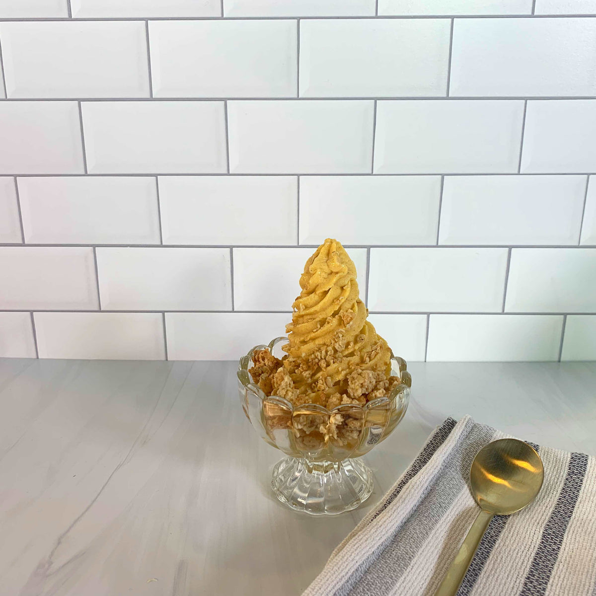 Peach Crumble Frozen Yogurt